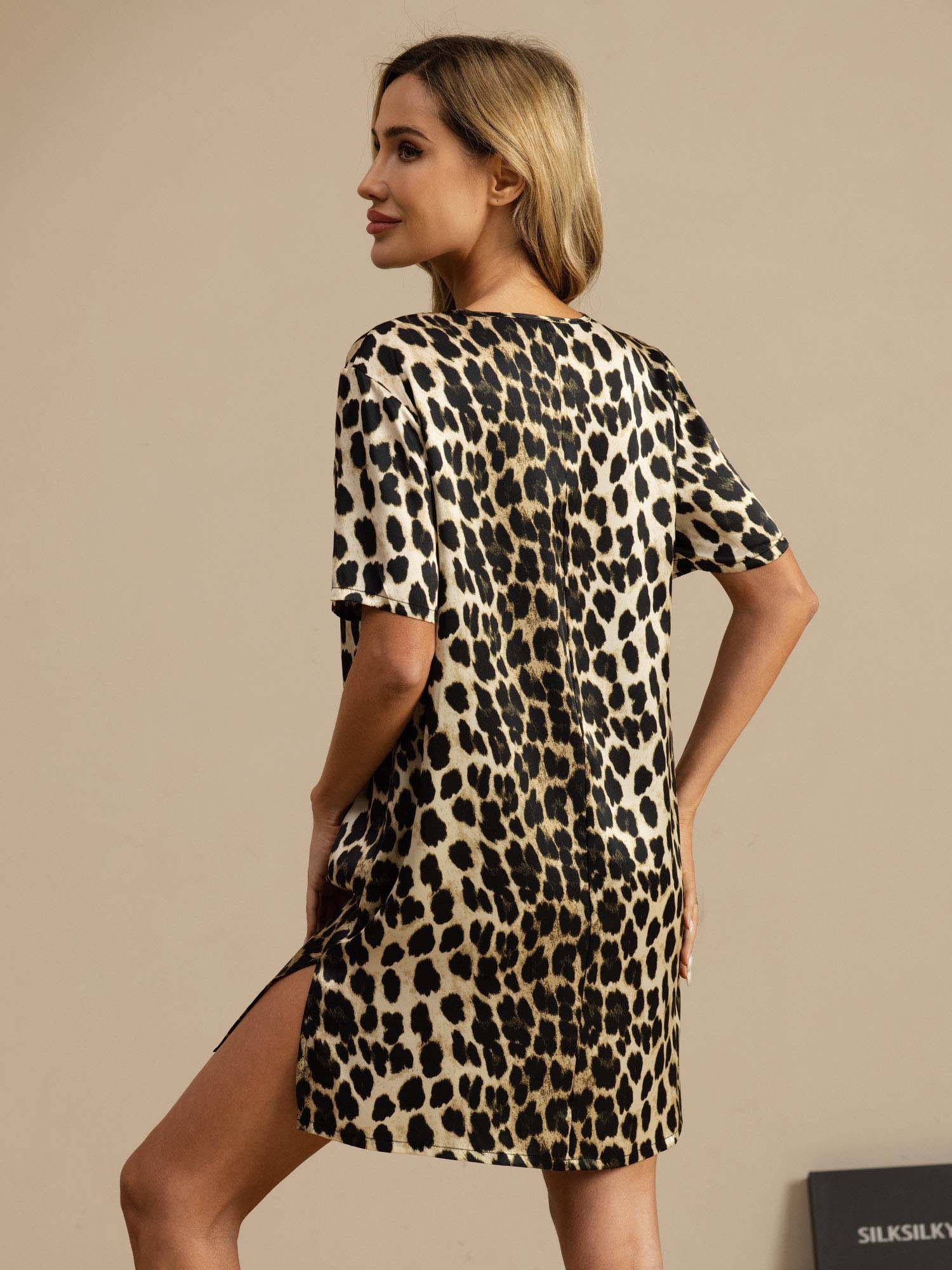 Pure Silk Half Sleeve V-neck Leopard Printed Short Nightgown with Split Design