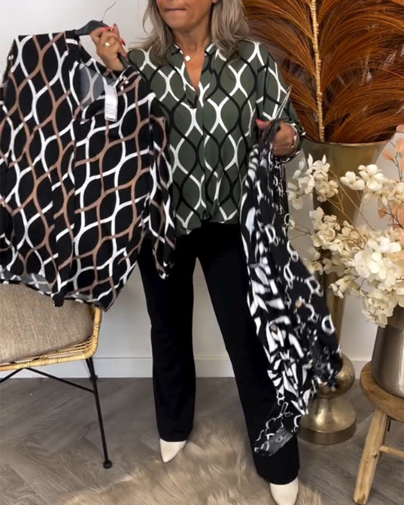 Hazel- Blouse with Graphic Print